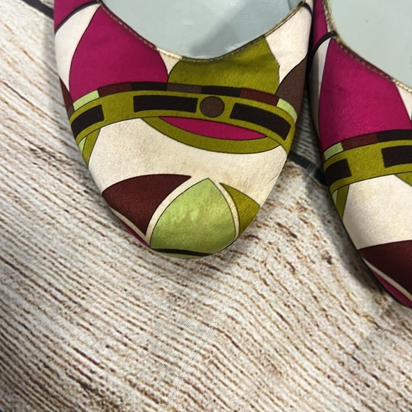 Emilio Pucci Pink and Green Geometric Flats - Picture 5 of 6
